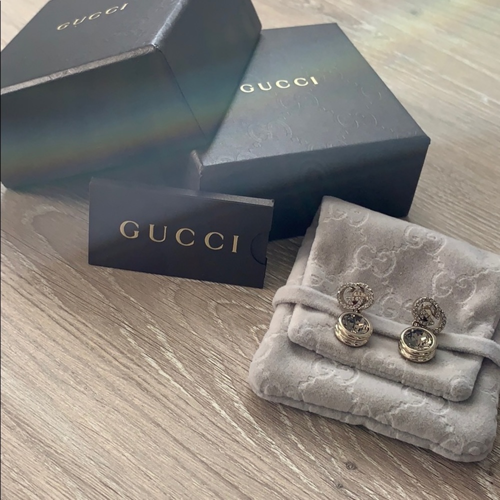 White diamond Gucci earring